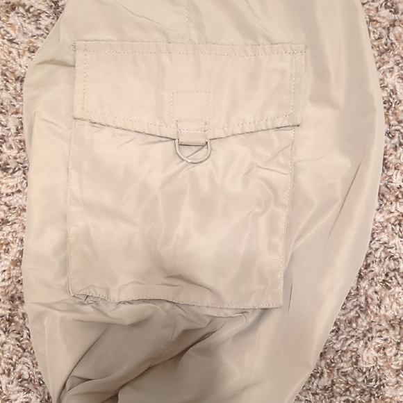 Tiger Mist beige trinity cargo low rise parachute pants - Picture 8 of 15